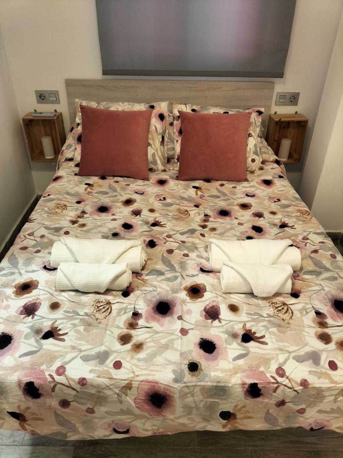 Apartamento Caborrubio Apartment Малага Екстериор снимка